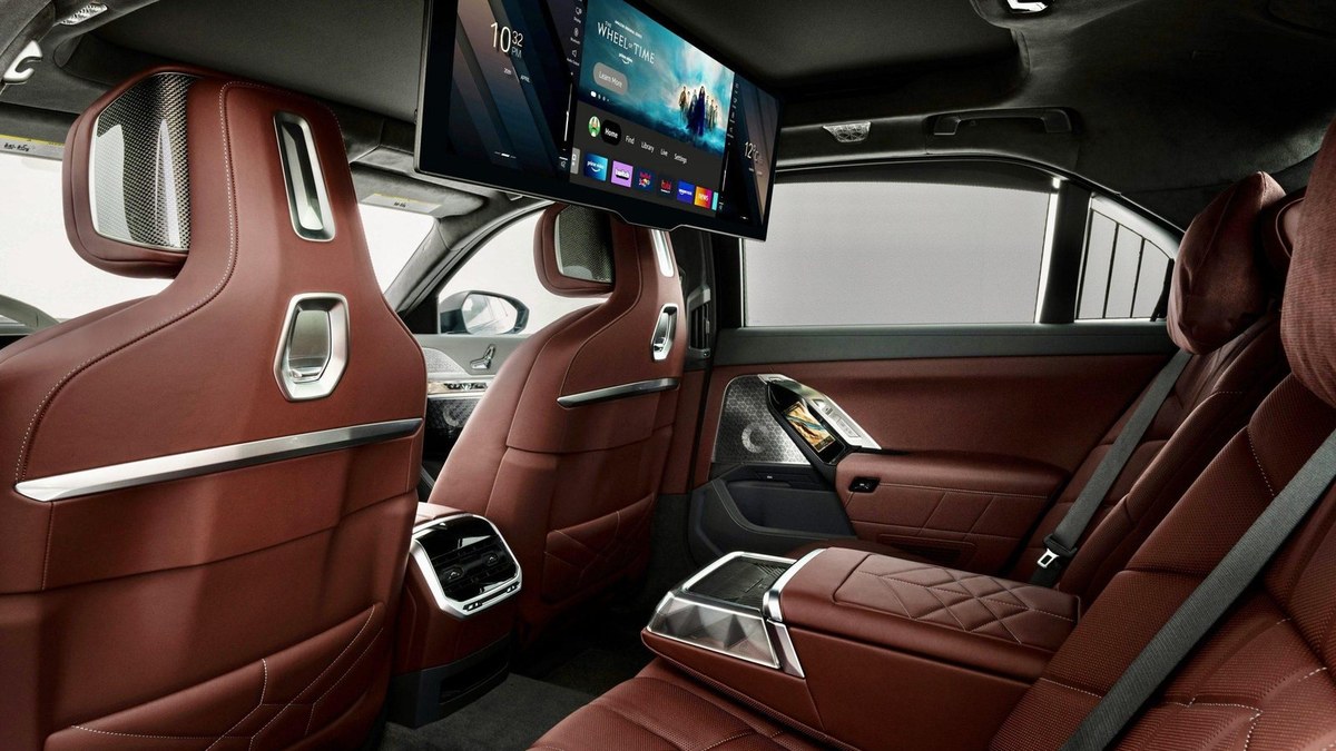 BMW 7 Series interior with the rear passenger seats